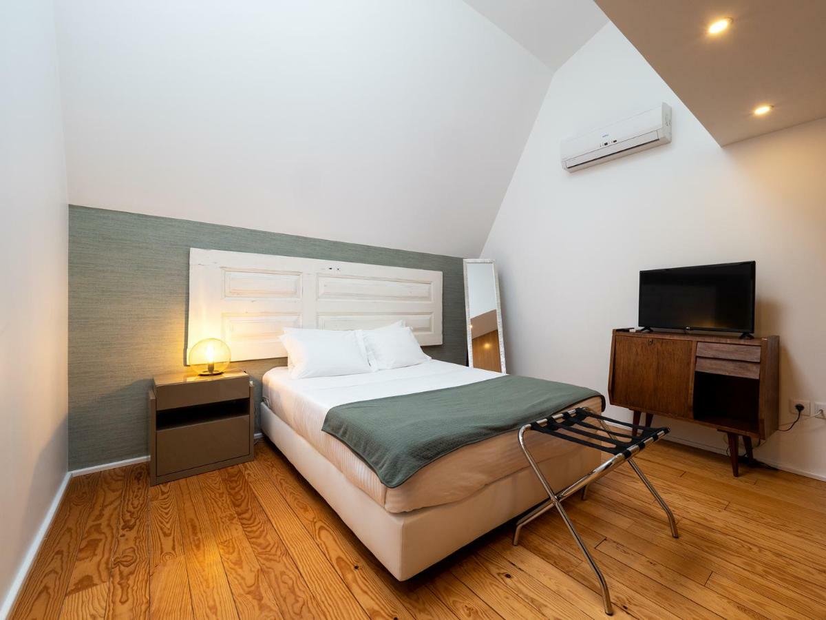 Apa M - Loft Guesthouse Jardim Das Maes Charming Viseu Exteriör bild