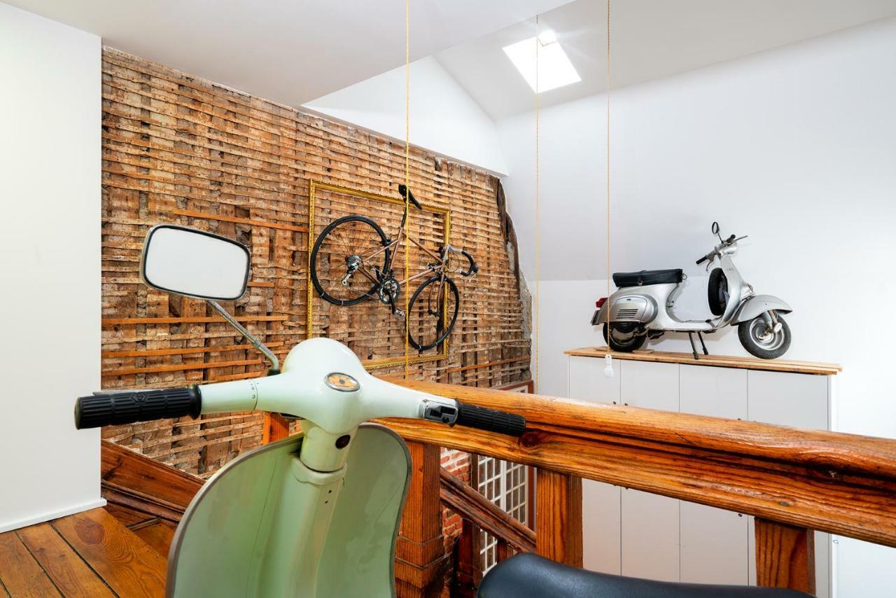 Apa M - Loft Guesthouse Jardim Das Maes Charming Viseu Exteriör bild